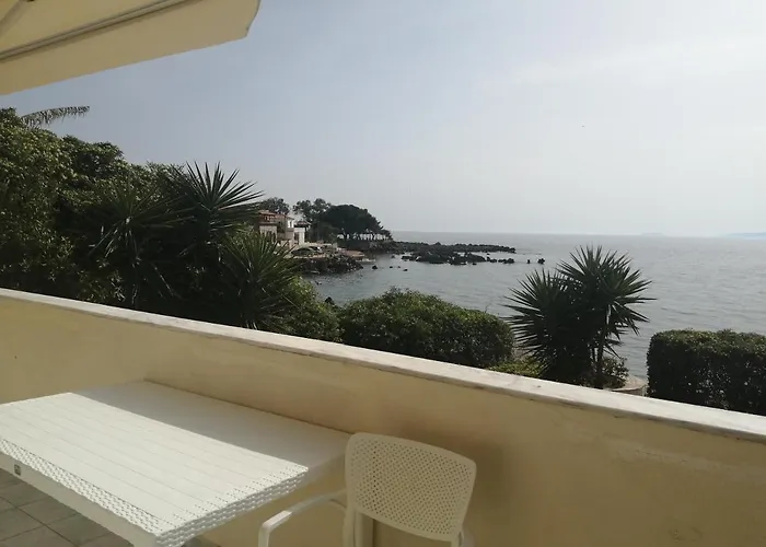 Pensjonat Filanthi Costas 3*